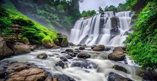 5 Rekomendasi Curug di Jawa Tengah untuk Liburan di Tengah Alam